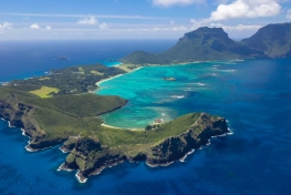 Lord-Howe-Island-panorama-ve-velke-velikosti.jpeg